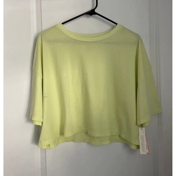 Crop Top - Picture 1 of 3